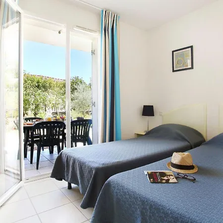 Comfortable With A Dishwasher, At 2 5 Km Apartamento *